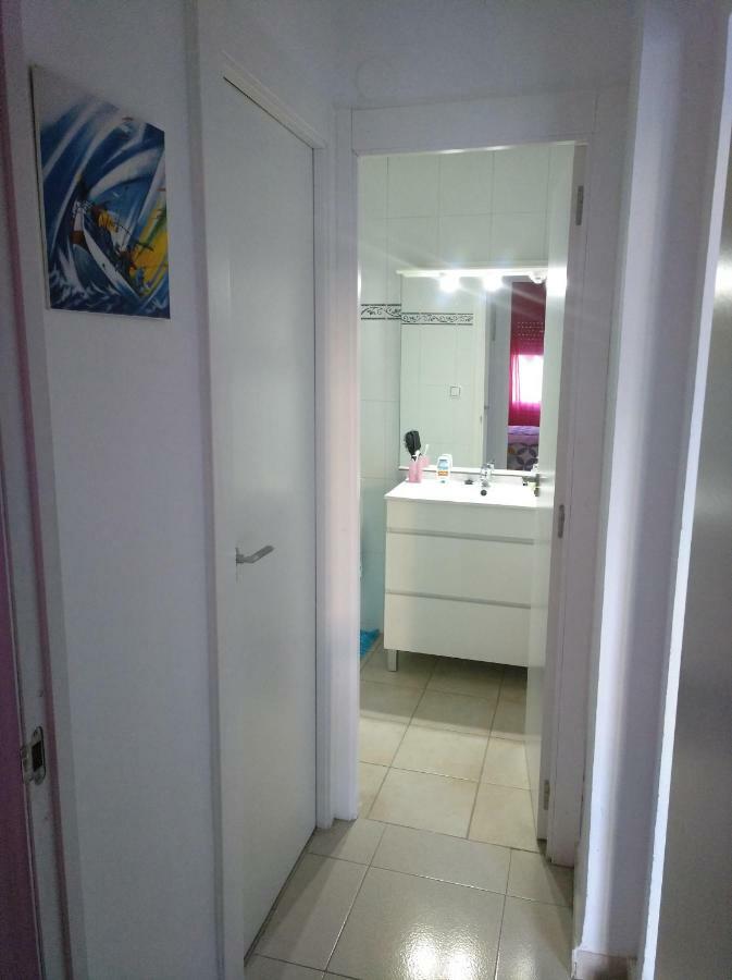 הוספיטלט דה ל'אינפנט Apartamento Primera Linea De Mar מראה חיצוני תמונה